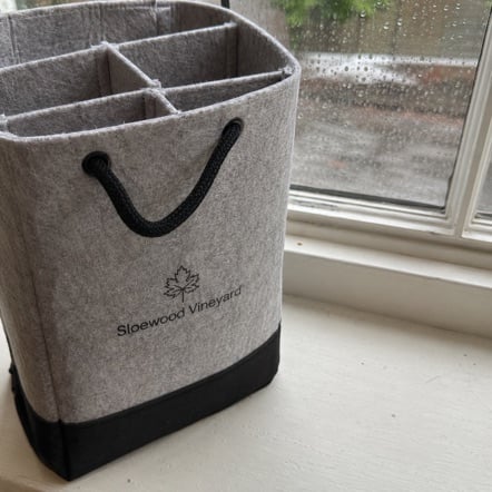 Wine totes with logo printing